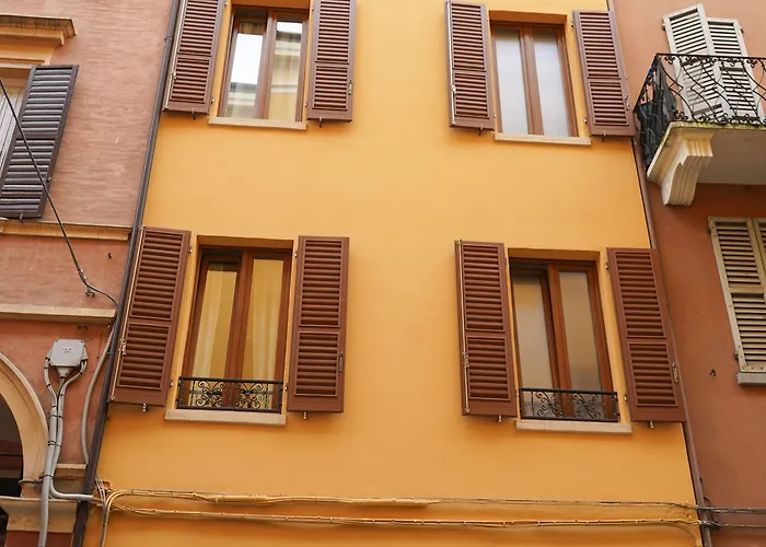 Emilia 公寓式酒店 3*