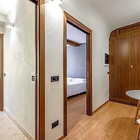 Apartahotel Emilia 4*